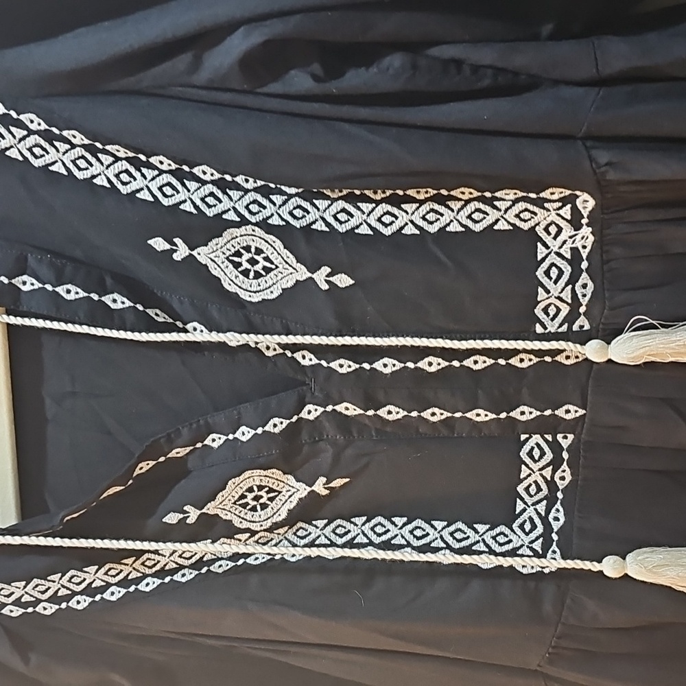 Old Navy Swing Dress with White Embroidery - Picture 3 of 9